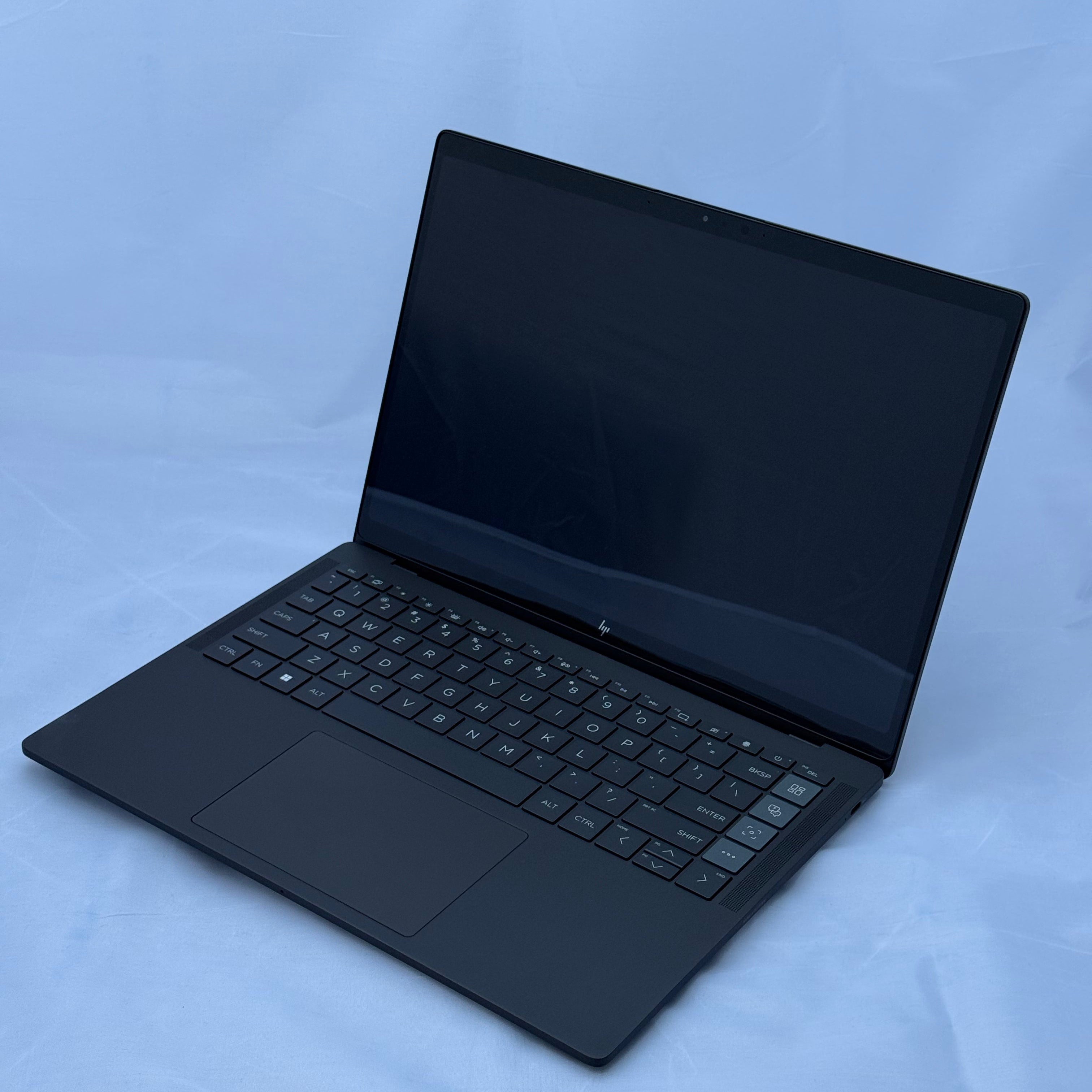 HP DragonFly Pro 14” - AMD Ryzen 7 - 16GB Ram - 512GB SSD - 100%