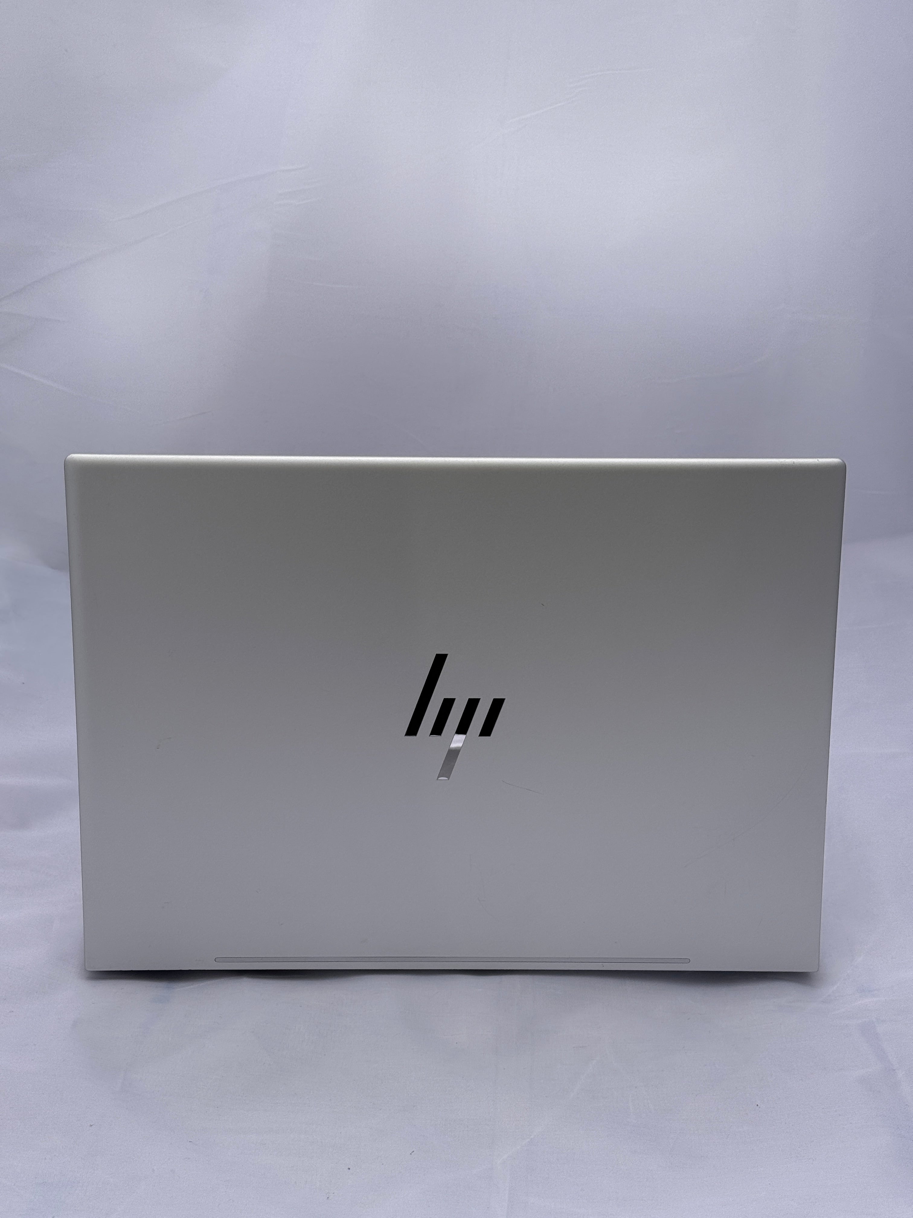 HP Envy 16''- Intel Core i9 - 16GB RAM - 1TB SSD
