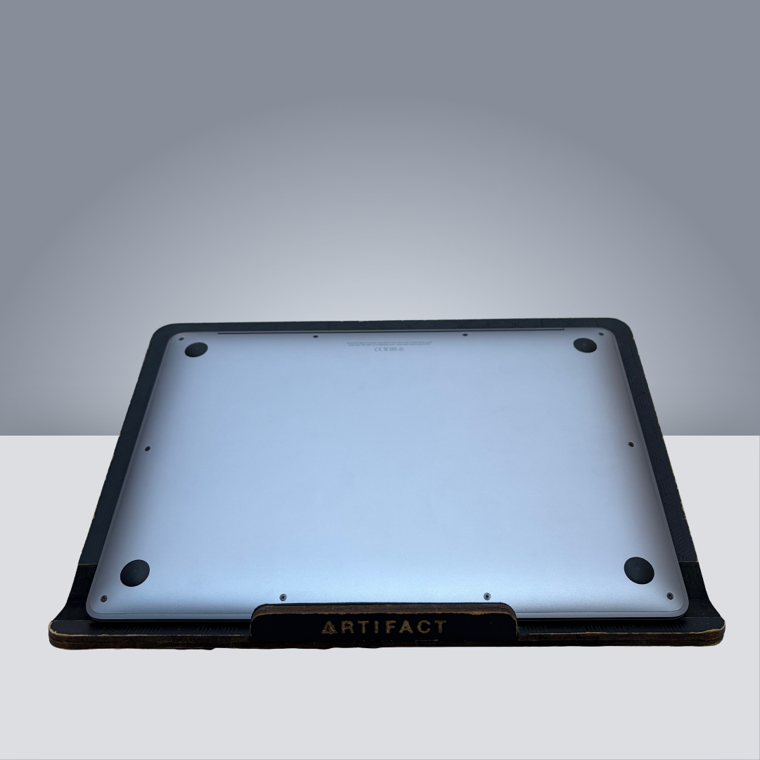 MacBook Air 13" M1 - 8GB - 256GB SSD - 93% / 150 Ciclos - Español - Usado