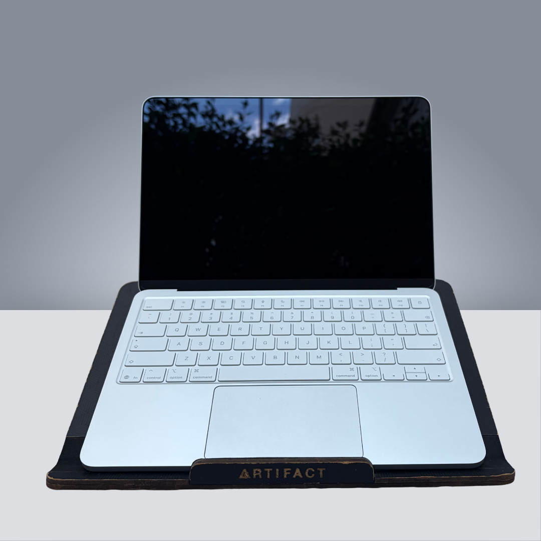 MacBook Neo 13" A18 Pro - 8GB - 256GB SSD - 100% / 3 Ciclos - Ingles - Usado