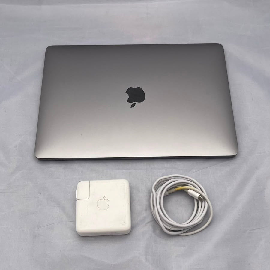 MacBook Pro 13" M1 - 8GB - 256GB SSD - 95% / 134 Ciclos - Ingles - Usado