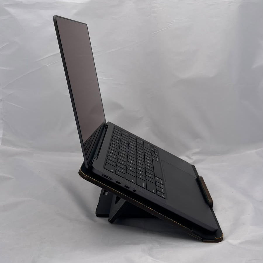 MacBook Pro 14" M4 - 24GB - 1 TB SSD - 100% / 63 Ciclos - Ingles - Usado