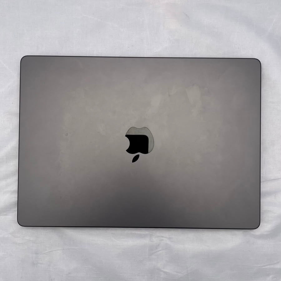 MacBook Pro 14" M4 - 24GB - 1 TB SSD - 100% / 63 Ciclos - Ingles - Usado
