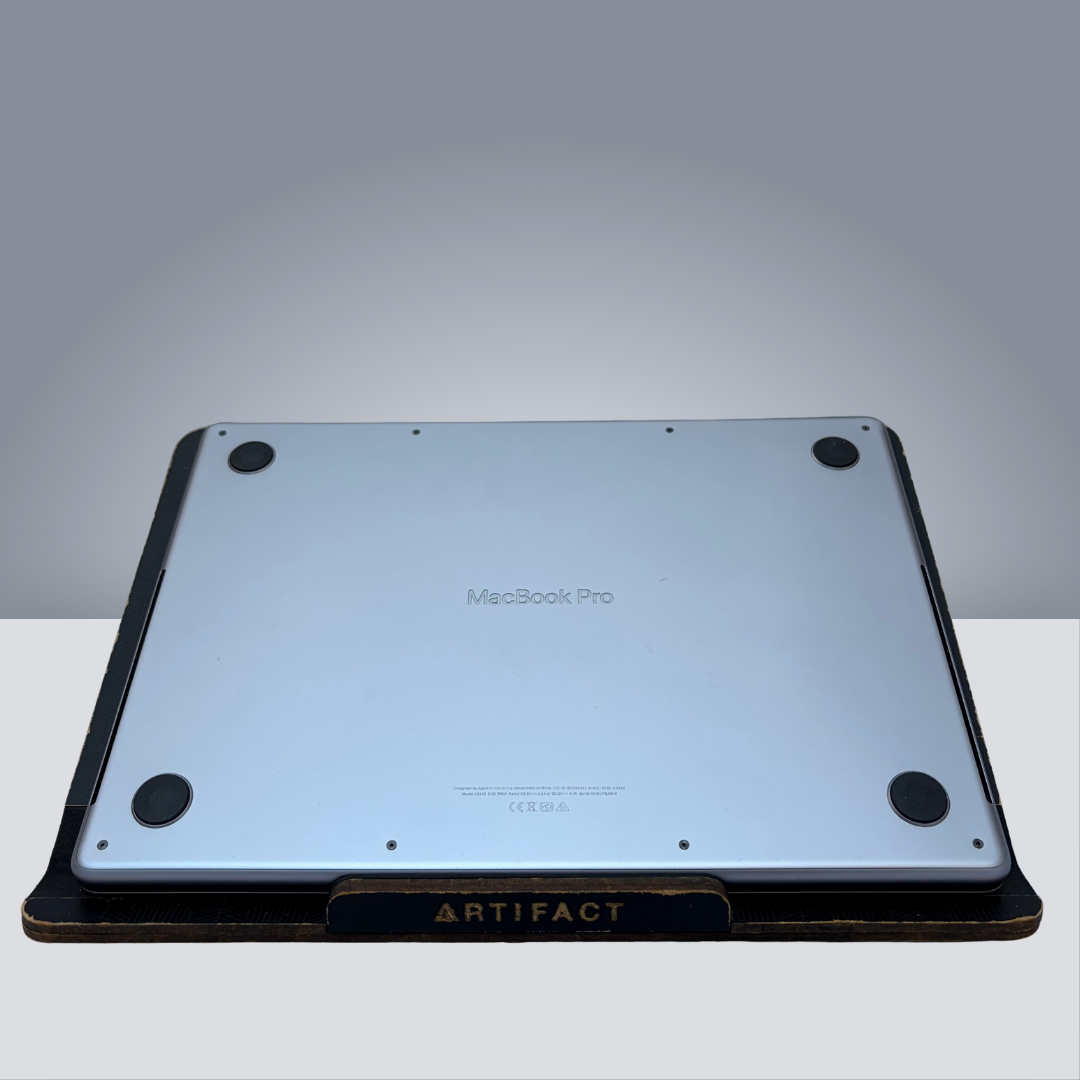 MacBook Pro 14" M1 Pro - 16GB - 1TB SSD - 82% / 662 Ciclos - Ingles - Usado