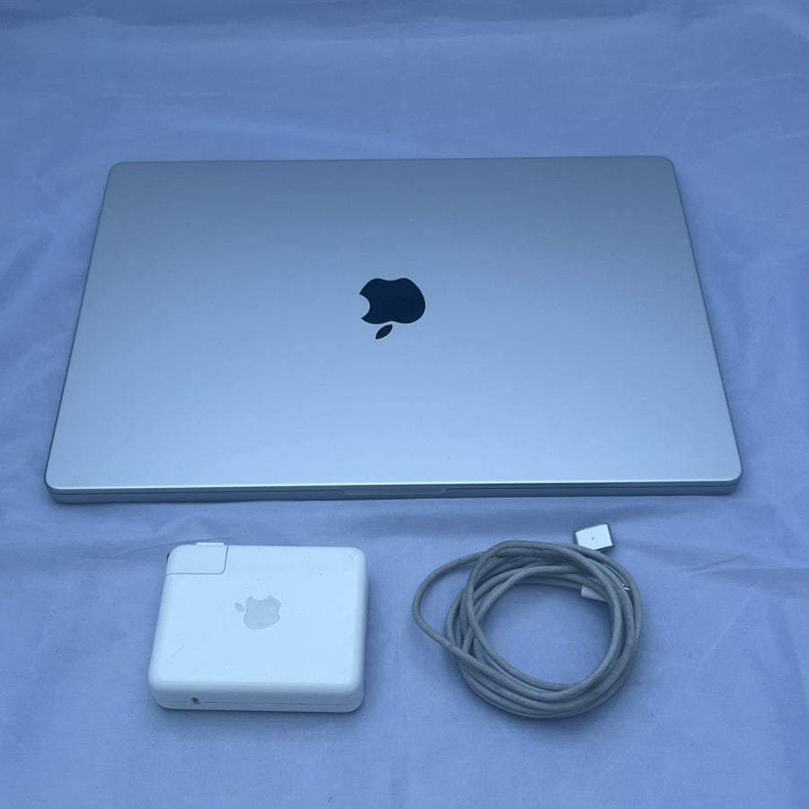 MacBook Pro 16" M1 Pro - 16GB - 1TB SSD - 197 Ciclos - 83%