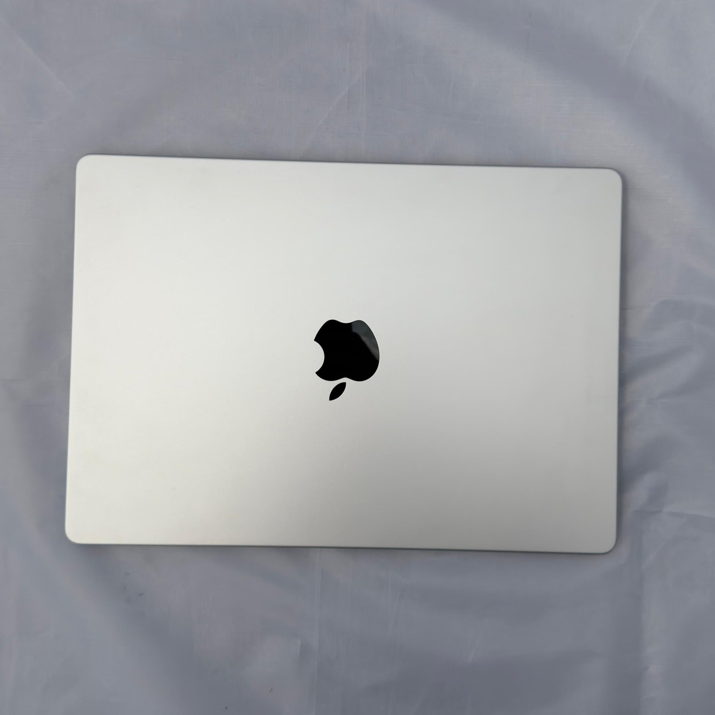 MacBook Pro 14" M2 Pro - 16GB - 512GB - 115 Ciclos / 94%