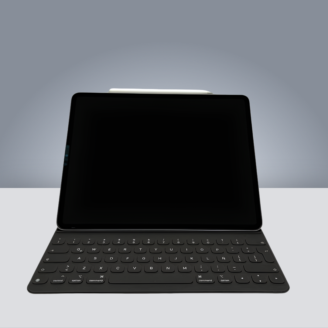 iPad Pro 13" M2 - 256GB SSD - 88% / 95 Ciclos + KeyBoard + Pencil 1ra Gen - Usado