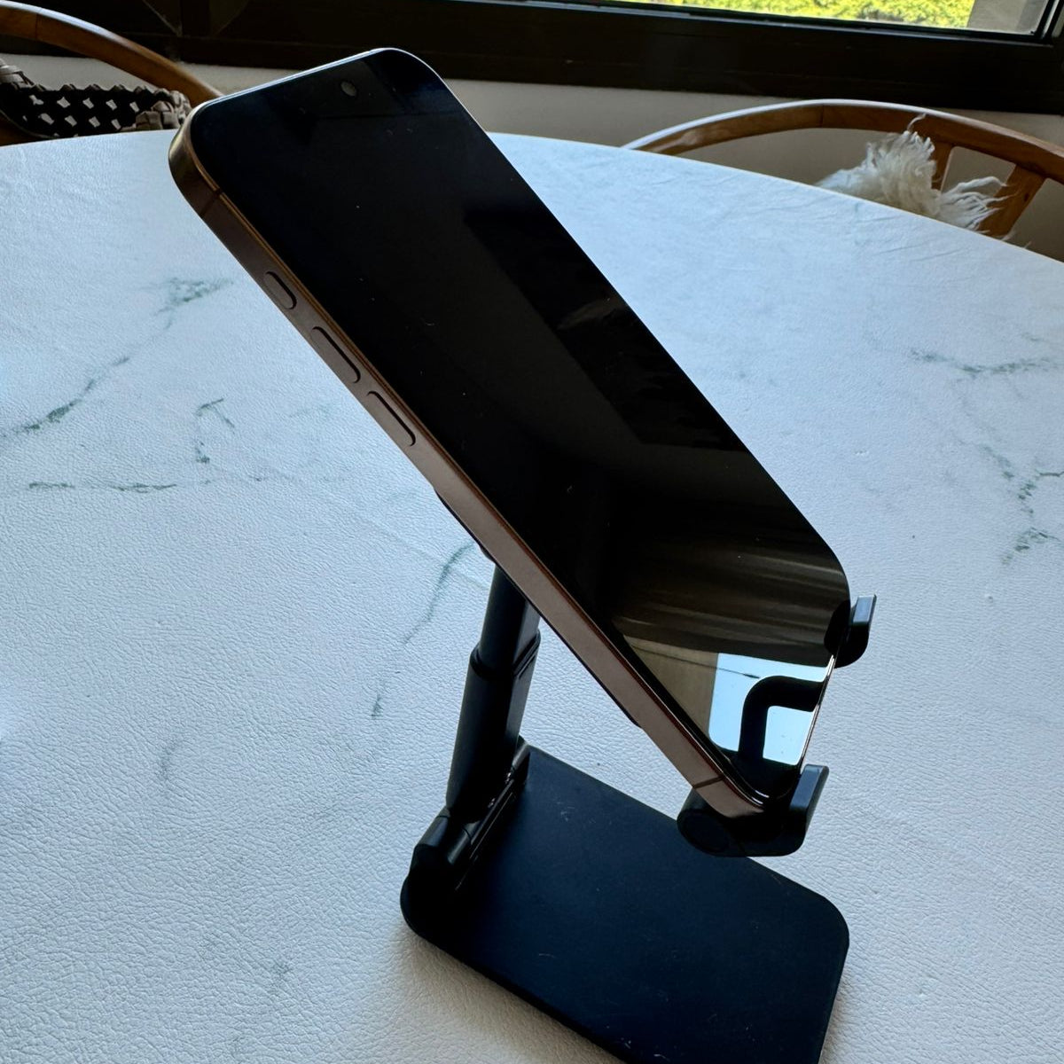 iPhone 16 Pro Max - 256GB - Desert Titanium - 275 Ciclos - 97%