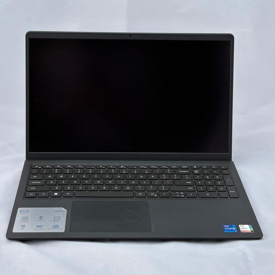 Dell Inspiron 15 3520 - Intel Core I7 - 16gb Ram / 1TB SSD