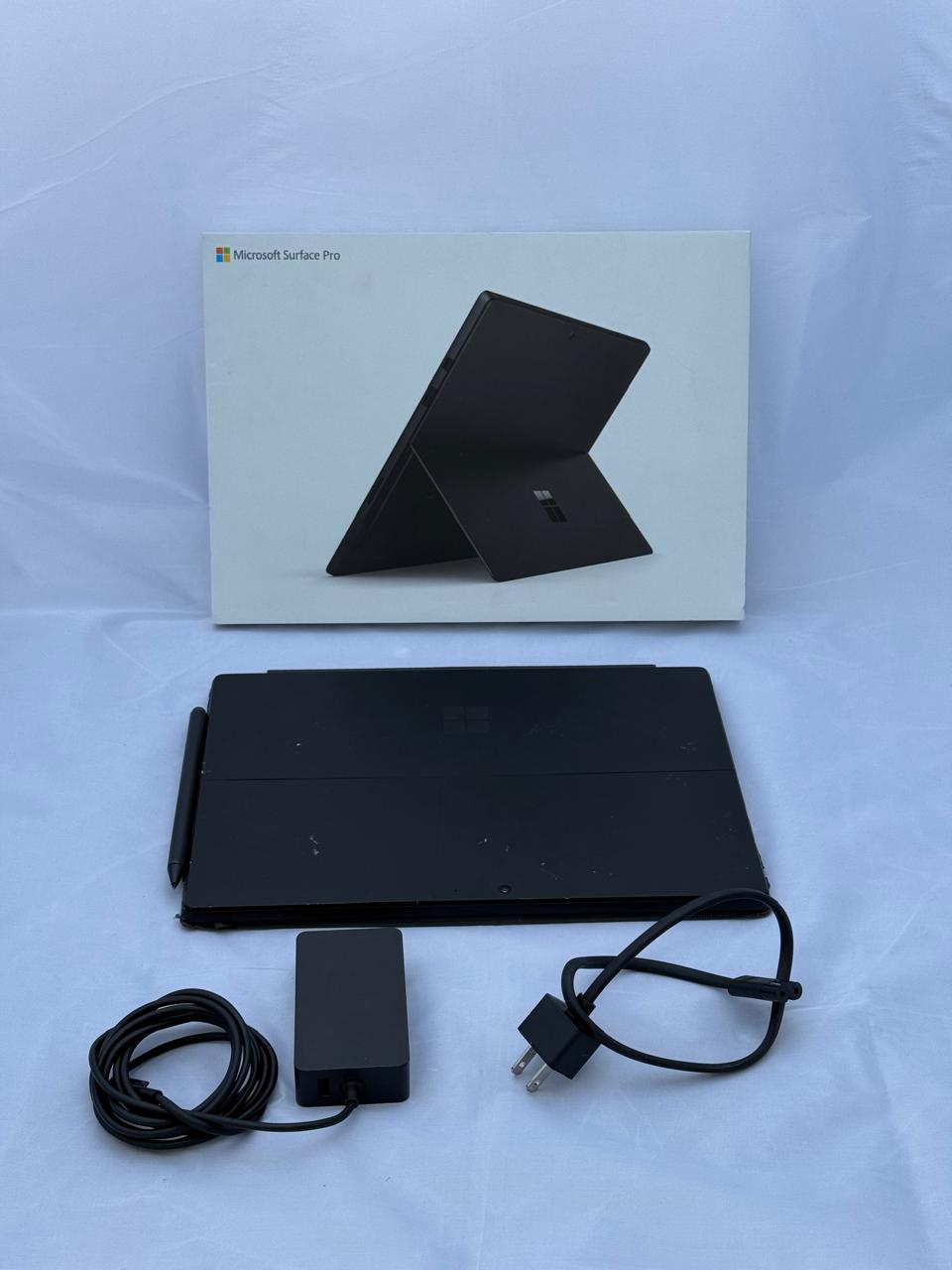 Microsoft Surface Pro 6 - Intel Core I5 - 8GB Ram - 256GB SSD