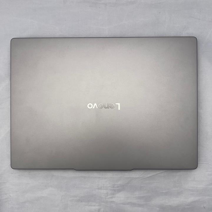Lenovo IdeaPad  Slim 3i 14" - Intel Core i5 - 16GB Ram - 512GB SSD - Usado