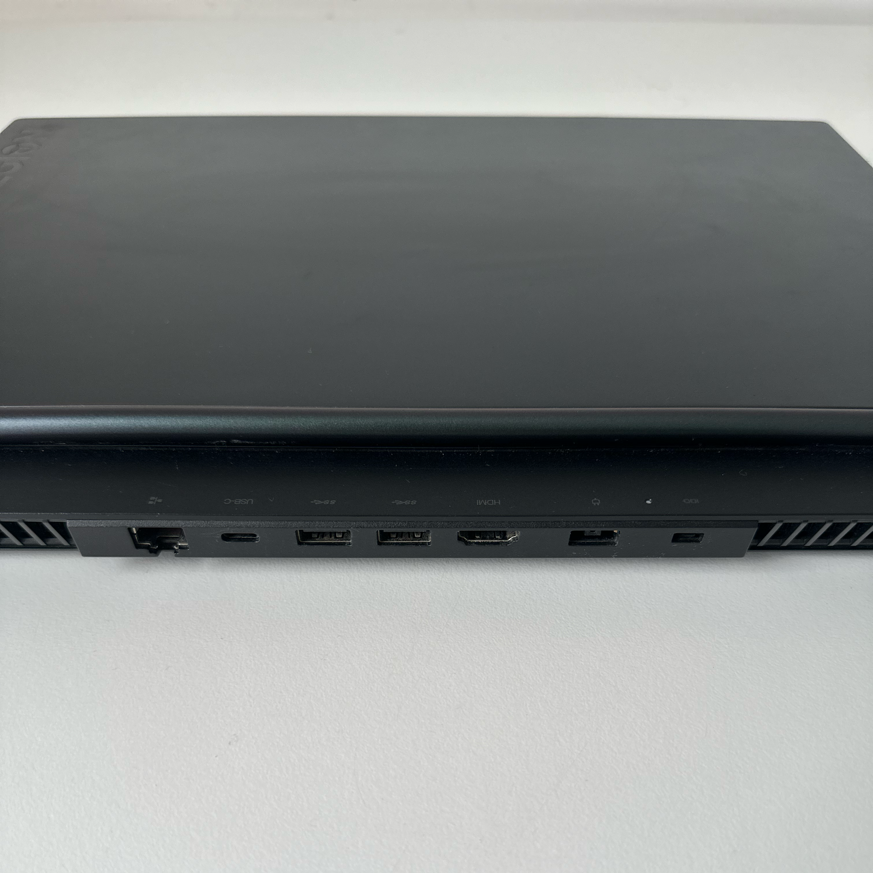 Lenovo Legion 5i 15,6" 144hz - Intel Core i7 - 16GB - 124GB SSD / 1TB HDD - RTX 2060