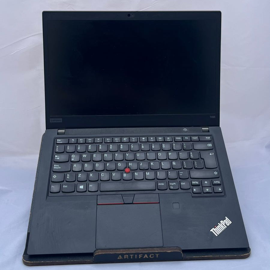 Lenovo ThinkPad T495 - AMD Ryzen 5 Pro - 16GB Ram - 256GB SSD - Usado