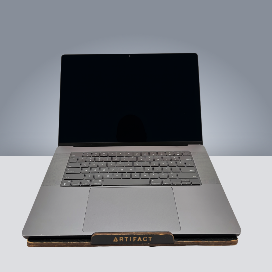 MacBook Pro 16" M4 Max - 48GB - 1TB SSD - 100% / 97 Ciclos - Ingles - Usado
