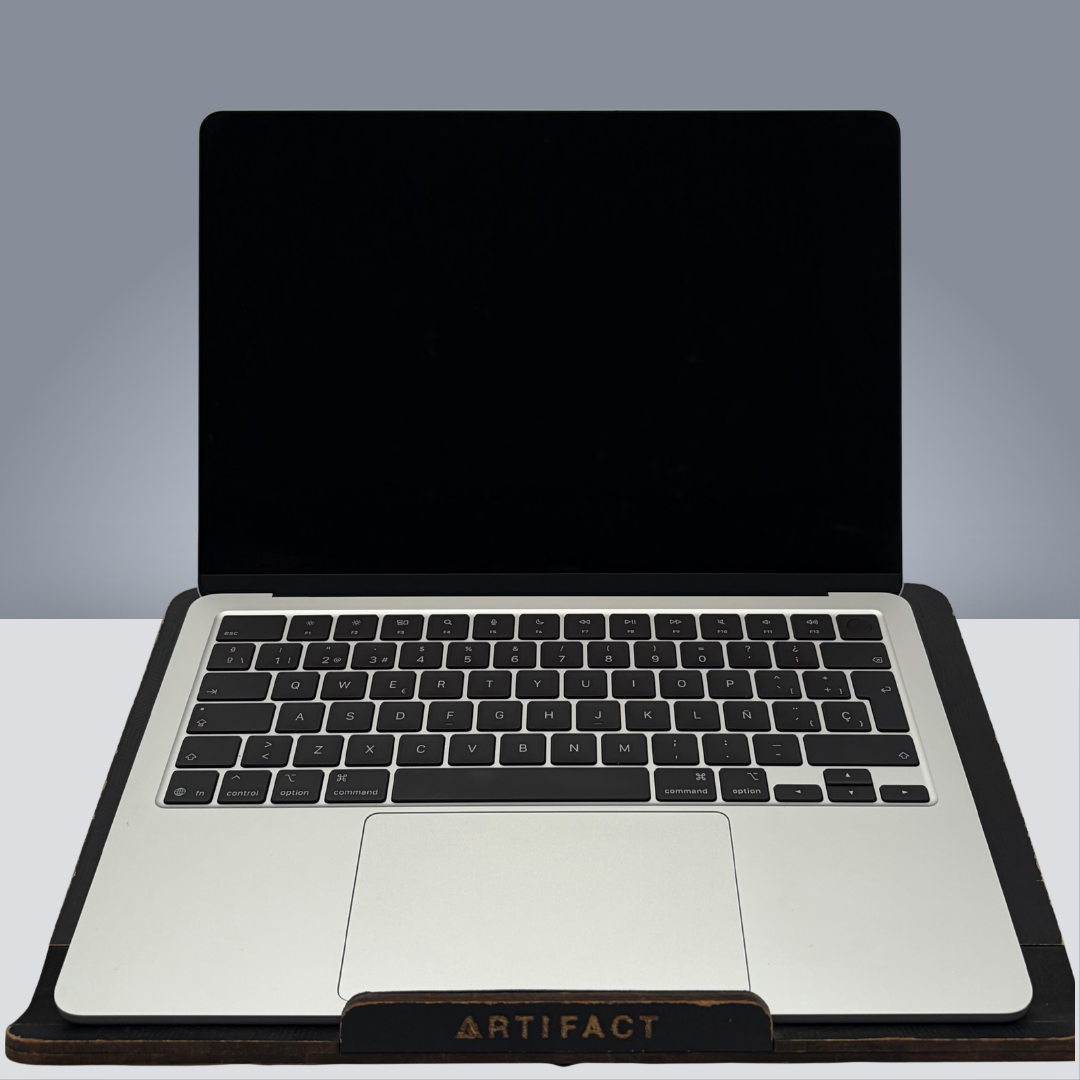 MacBook Air 13" M4 - 16GB - 256GB SSD - 100% / 10 Ciclos - Español - Usado