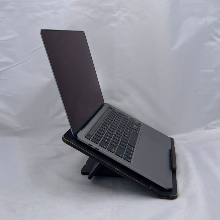 MacBook Pro 13" M1 - 8GB - 512GB SSD - 85% / 202 Ciclos - Ingles - Usado