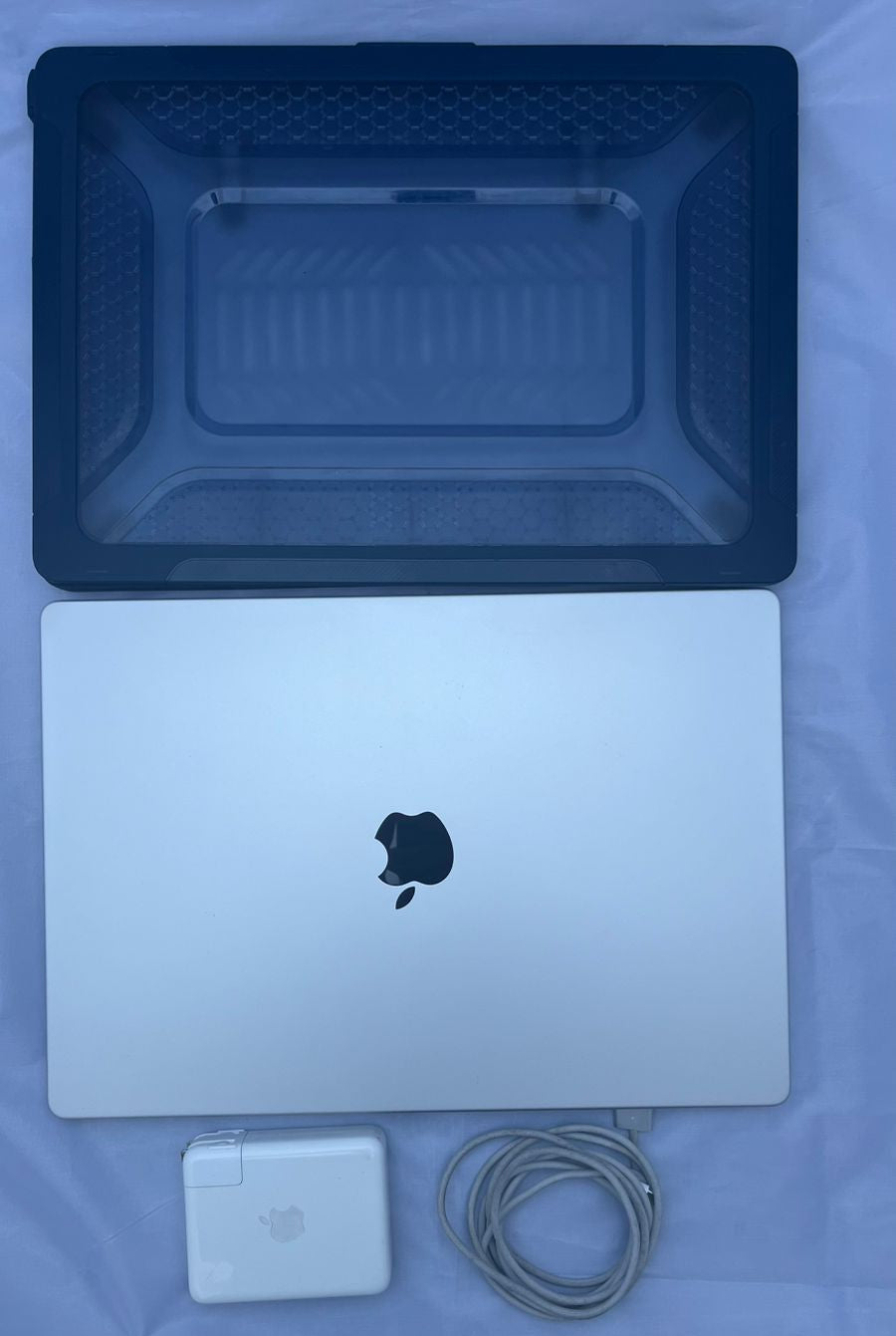 MacBook Pro 16" M1 Pro - 16GB - 1TB SSD - 197 Ciclos - 83%