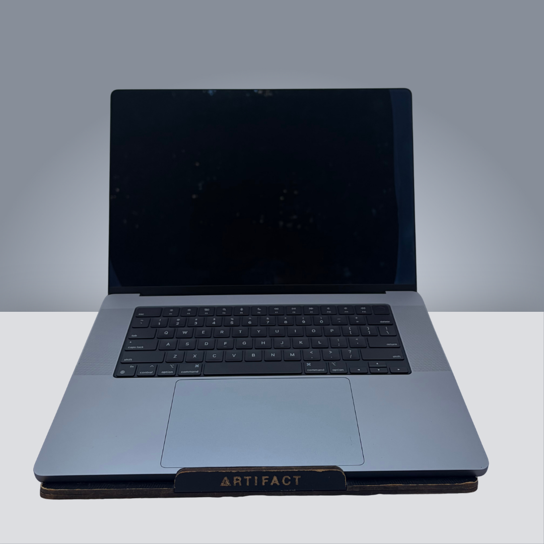 MacBook Pro 16" M1 Pro - 32GB - 512GB SSD - 89% / 173 Ciclos - Ingles - Usado