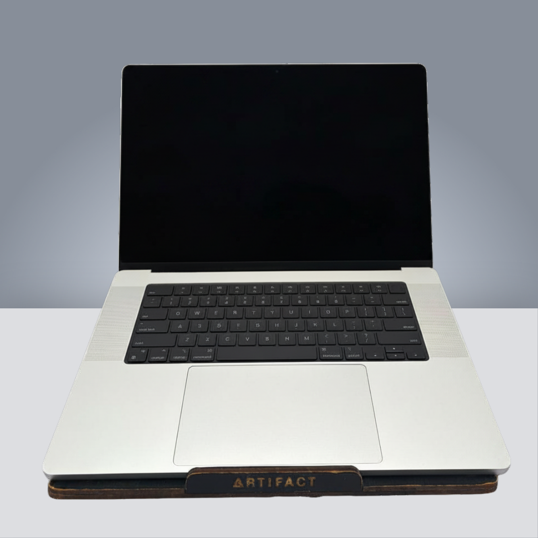 MacBook Pro 16" M4 Max - 36GB - 1TB SSD - 100% / 19 Ciclos - Ingles - Usado