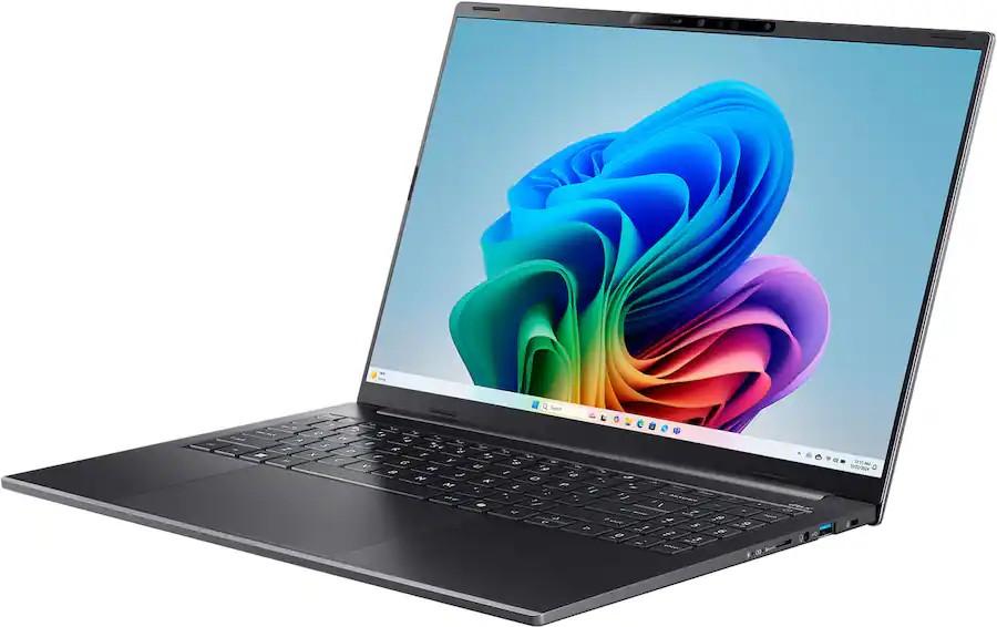Acer Swift Go 16 AI - vista angular