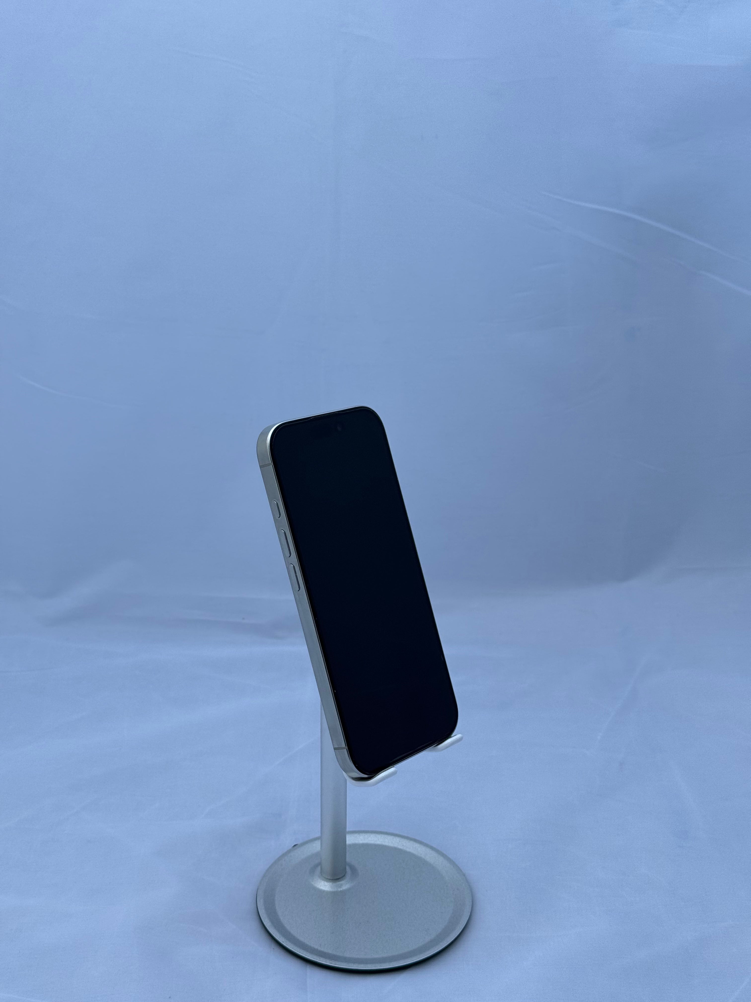 iPhone 16 Pro - 512GB - White - 35 ciclos