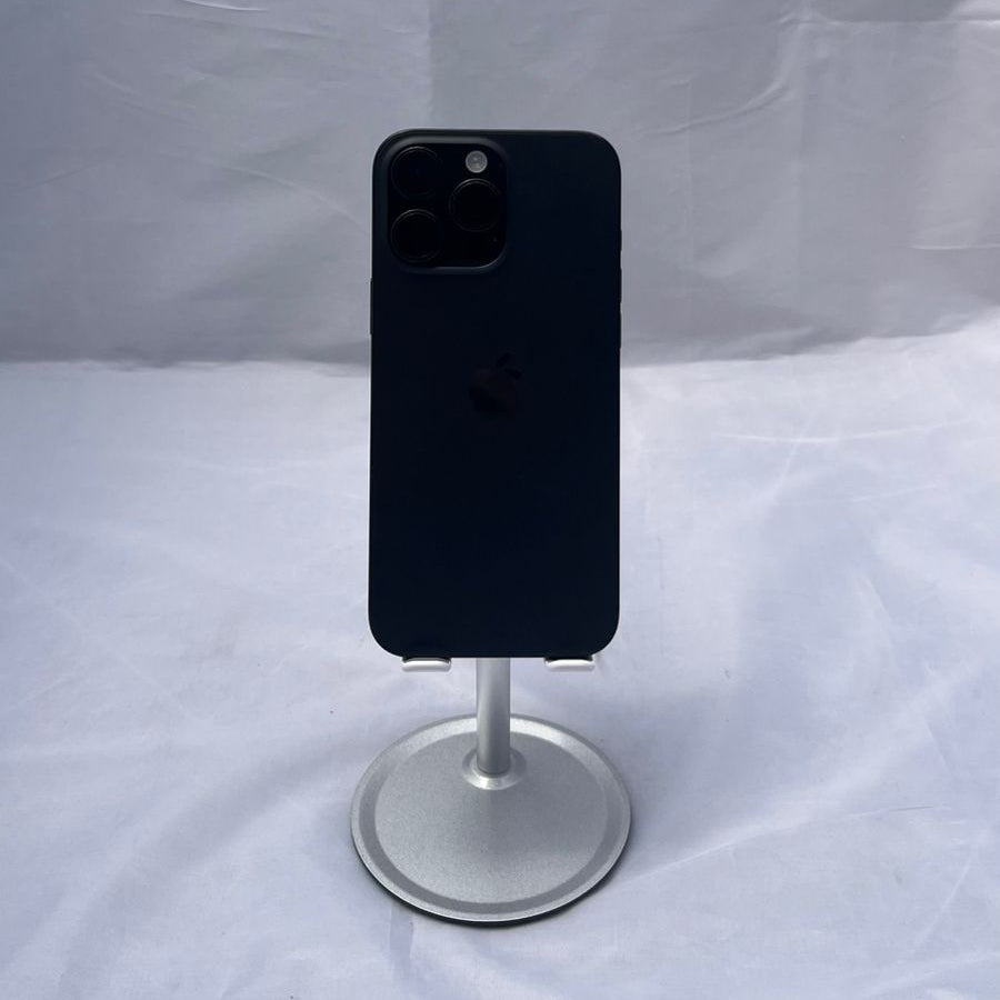 iPhone 16 Pro Max - 256GB - Black Titanium - 242 Ciclos - 100%