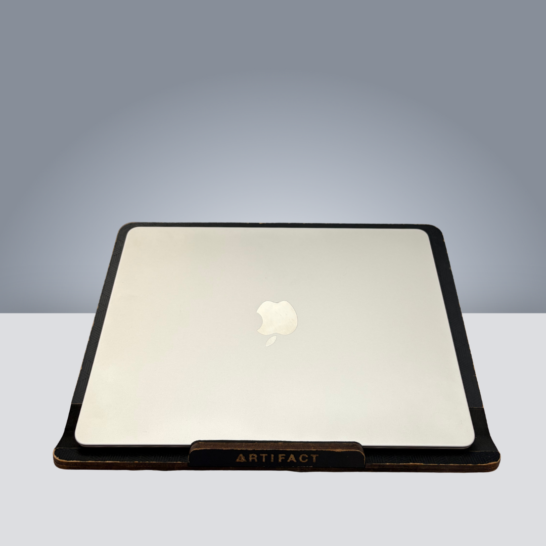 MacBook Air 13" M4 16GB 256GB Starlight usada - vista 3